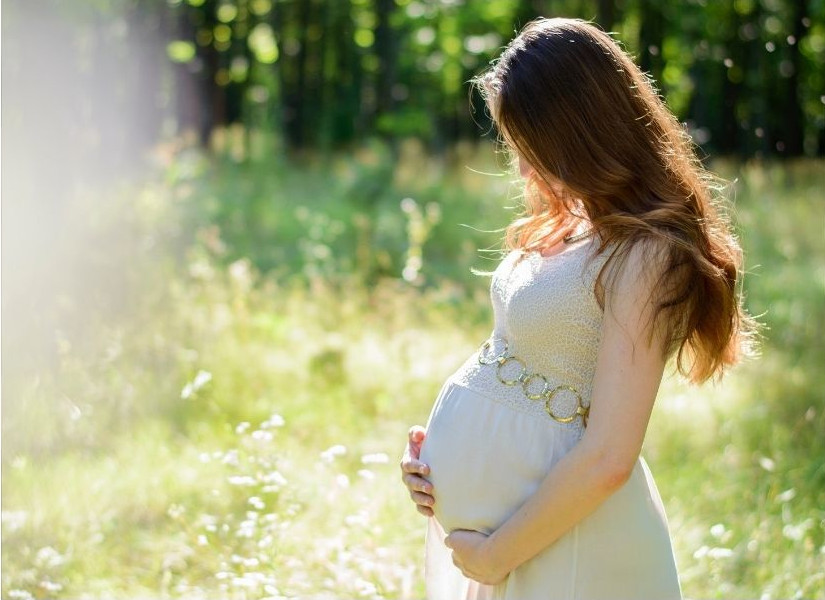 Séances de réflexologie plantaire dédiés aux femmes Aux pieds de l’arbre à Montluel dans l’Ain grossesse, fertilité, ménopause Séances de réflexologie plantaire dédiés aux femmes Aux pieds de l'arbre à Montluel dans l'Ain grossesse, fertilité, ménopause